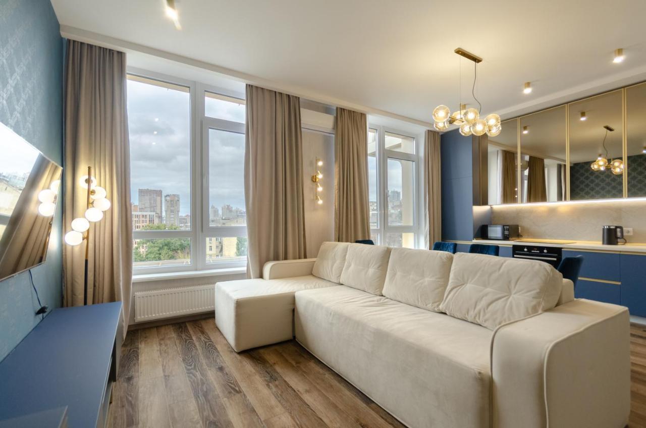 Petrovdom Ж38 In Luxury Apartments At 68 Zhylyanska Street,38 Perlyna Kyiv Exterior photo