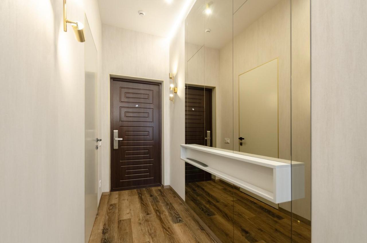 Petrovdom Ж38 In Luxury Apartments At 68 Zhylyanska Street,38 Perlyna Kyiv Exterior photo