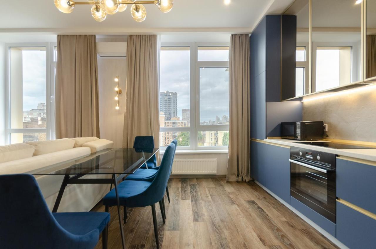 Petrovdom Ж38 In Luxury Apartments At 68 Zhylyanska Street,38 Perlyna Kyiv Exterior photo