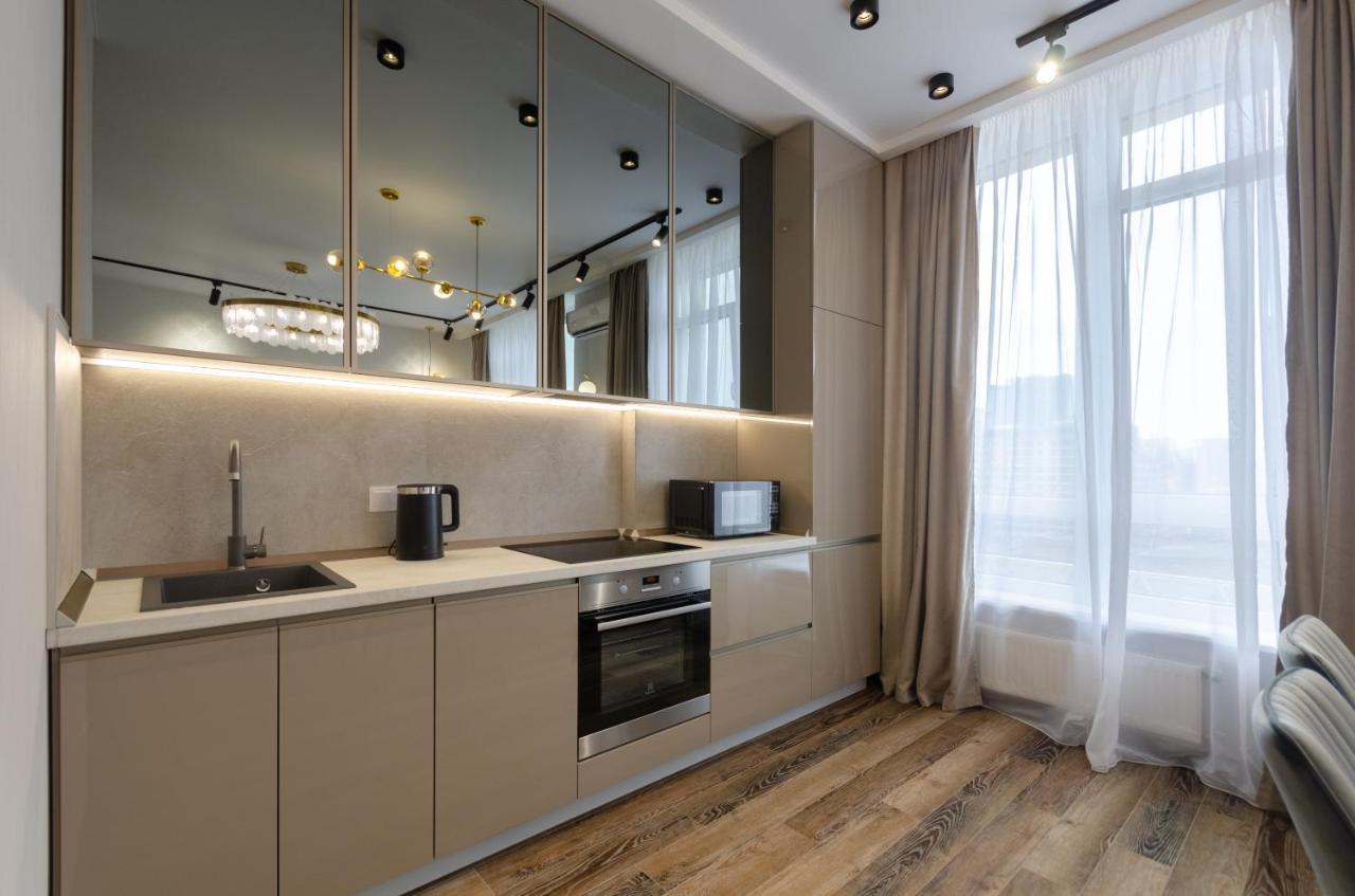 Petrovdom Ж38 In Luxury Apartments At 68 Zhylyanska Street,38 Perlyna Kyiv Exterior photo
