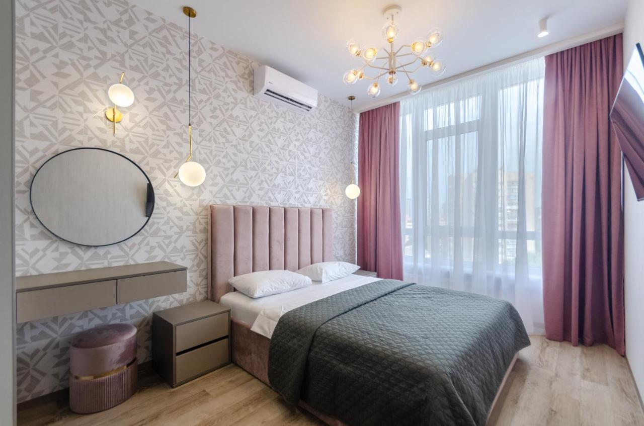 Petrovdom Ж38 In Luxury Apartments At 68 Zhylyanska Street,38 Perlyna Kyiv Exterior photo