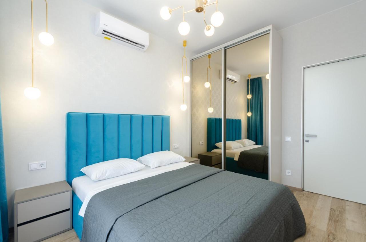 Petrovdom Ж38 In Luxury Apartments At 68 Zhylyanska Street,38 Perlyna Kyiv Exterior photo